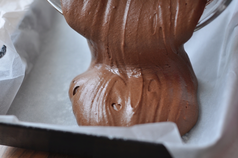 Kifordított kókuszkocka-gombóc