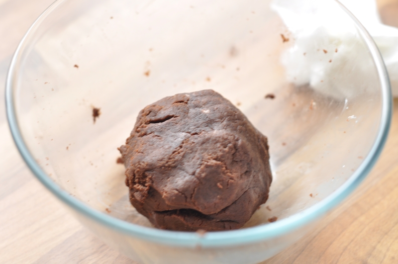 Kifordított kókuszkocka-gombóc