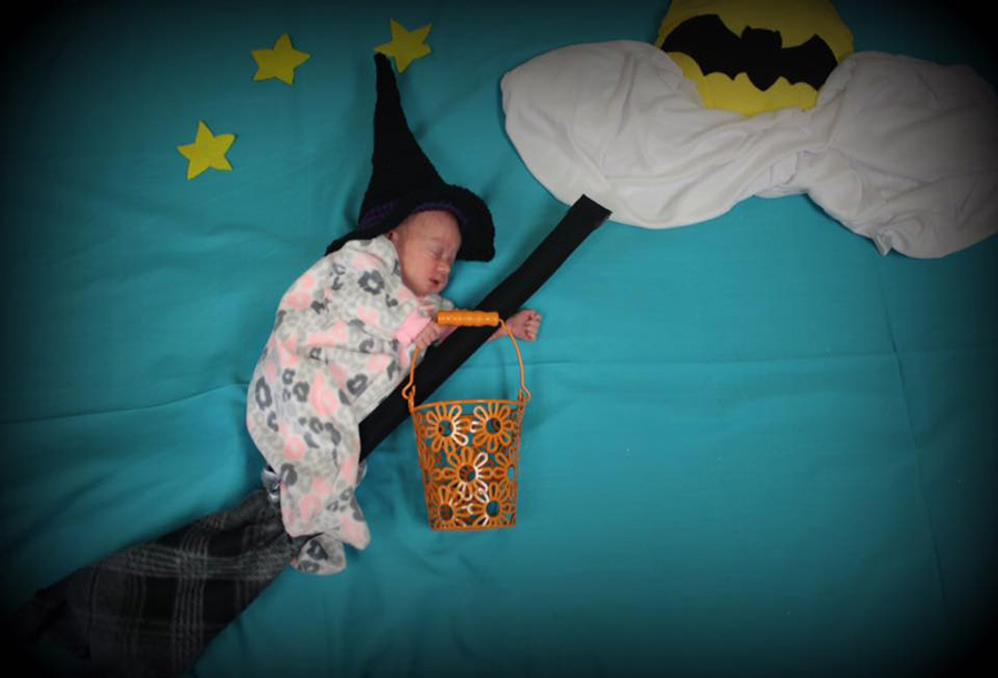 Apró szuperhősök - imádni való jelmezekbe öltöztette a korababákat egy nővér