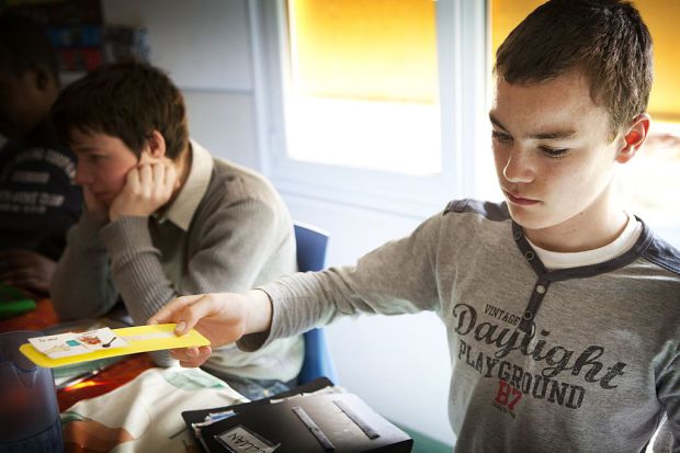 Makaton: a kártyák, amikkel az autisták beszélhetnek