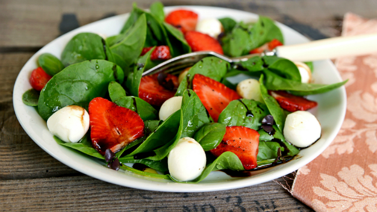 Salátamánia - minden, ami a tavaszi diétához kell Salátamánia - minden, ami a tavaszi diétához kell