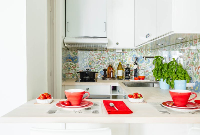 8 meglepő hely, amit tapétával dobhatsz fel a lakásban