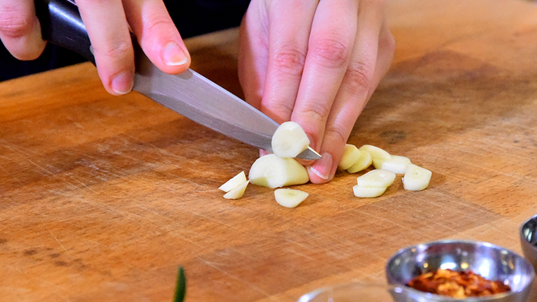 Egy házi készítésű, természetes fűszerolaj, ami dekorációnak sem utolsó