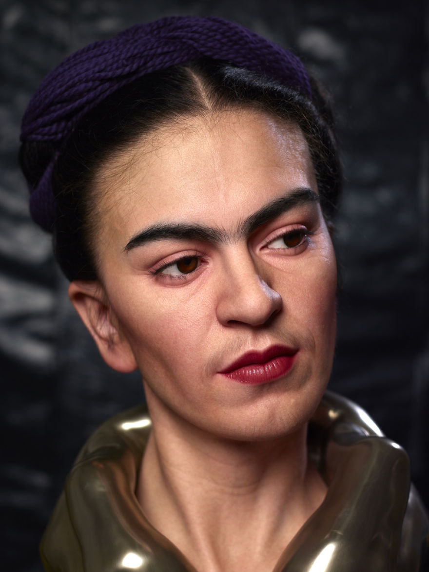 Félelmetesen realisztikus szobrokat készít a japán művész