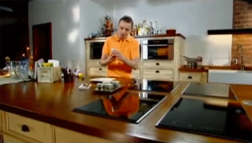 Ezért kell hámozva enni a kaliforniai paprikát - egy teljes napon át néztem a Paprika Tv-t Ezért kell hámozva enni a kaliforniai paprikát - egy teljes napon át néztem a Paprika Tv-t