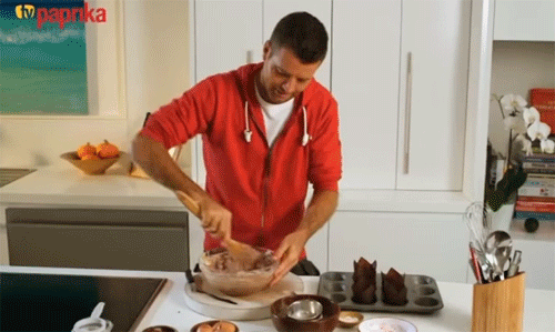 Ezért kell hámozva enni a kaliforniai paprikát - egy teljes napon át néztem a Paprika Tv-t Ezért kell hámozva enni a kaliforniai paprikát - egy teljes napon át néztem a Paprika Tv-t