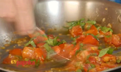 Ezért kell hámozva enni a kaliforniai paprikát - egy teljes napon át néztem a Paprika Tv-t Ezért kell hámozva enni a kaliforniai paprikát - egy teljes napon át néztem a Paprika Tv-t