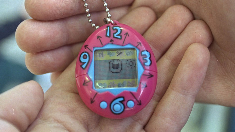 Kapaszkodj meg: az eredeti Tamagotchi visszatért! Kapaszkodj meg: az eredeti Tamagotchi visszatért!
