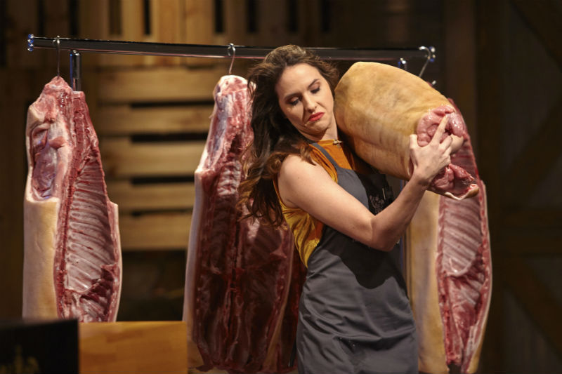 Pizsamában főzött a Konyhafőnökben a fóbiás Eke Angéla Pizsamában főzött a Konyhafőnökben a fóbiás Eke Angéla