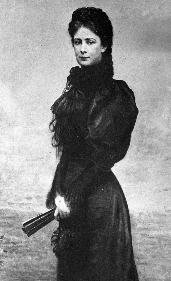 Strucctollas estélyiben is képes volt tornázni Sisi, az edzés megszállottja Strucctollas estélyiben is képes volt tornázni Sisi, az edzés megszállottja