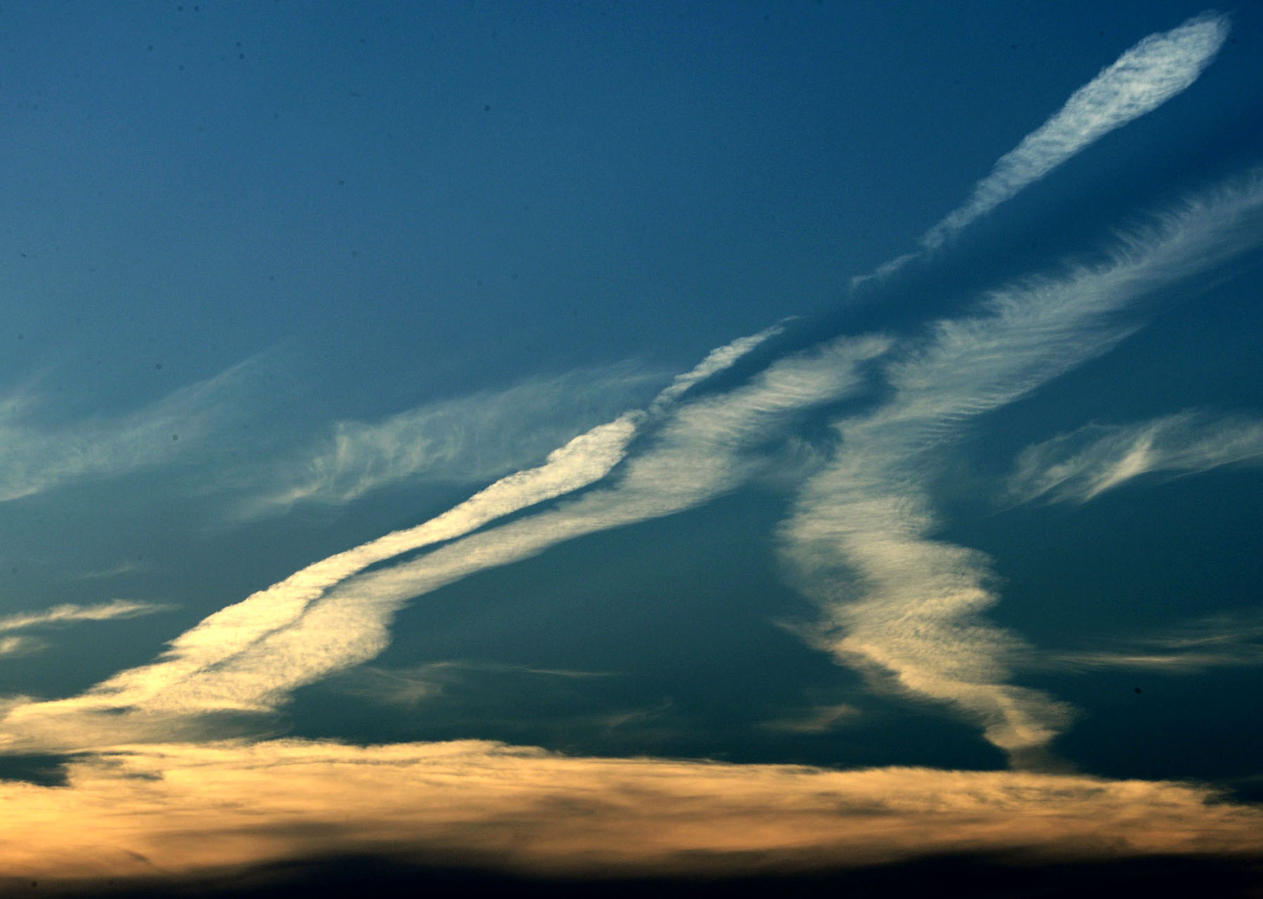 Az egek ura: Magyarország a magasból H. Szabó Sándor légifotós szemével