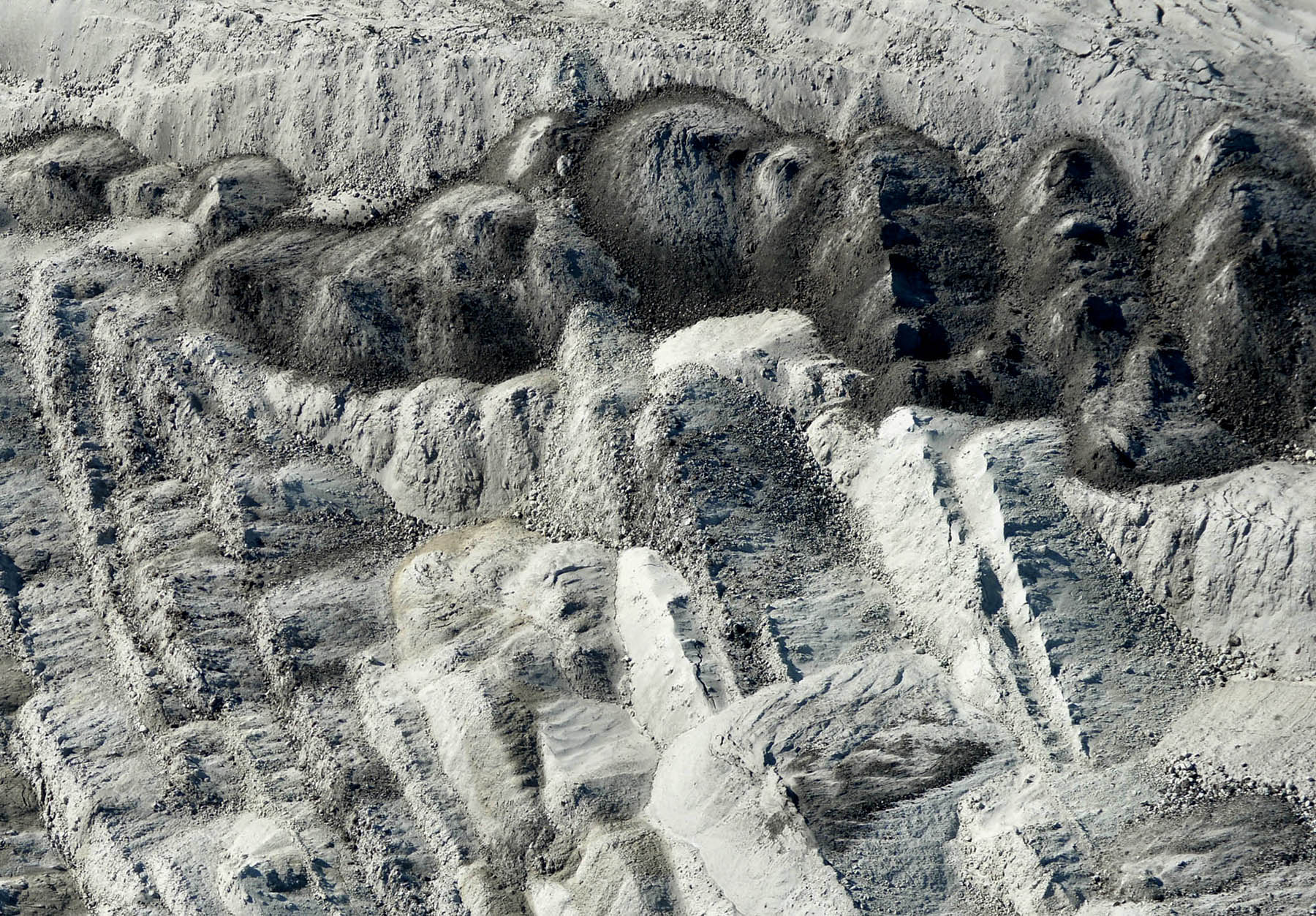 Az egek ura: Magyarország a magasból H. Szabó Sándor légifotós szemével