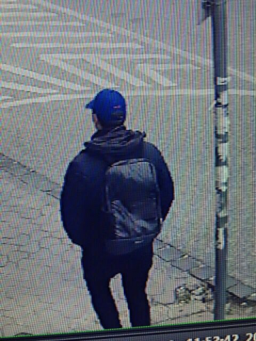 Fényes nappal raboltak ki egy ékszerboltot Budapesten