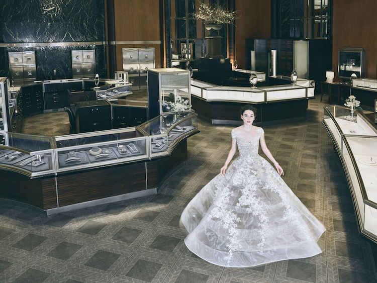 Audrey Hepburn klasszikusa ihlette ezt a csodaszép esküvői ruha kollekciót