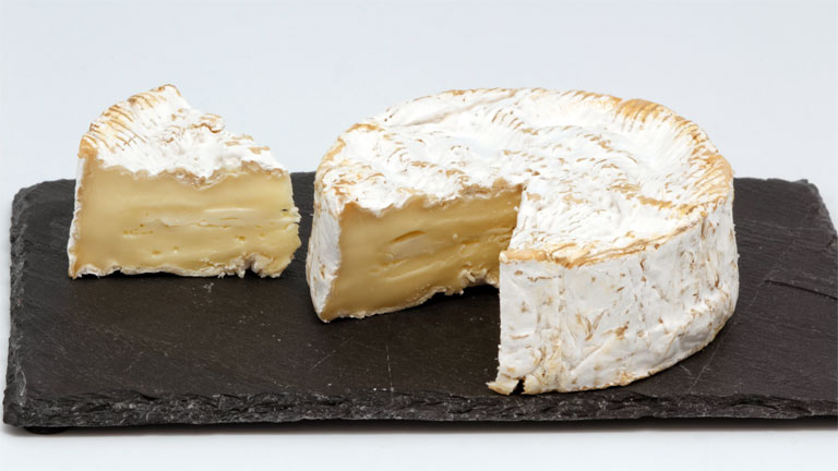 Eredetvédett (AOP) Camembert (Fotó: Wikipedia)