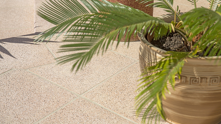 Térkövezés pofonegyszerűen, gyorsan és pontosan Térkövezés pofonegyszerűen, gyorsan és pontosan