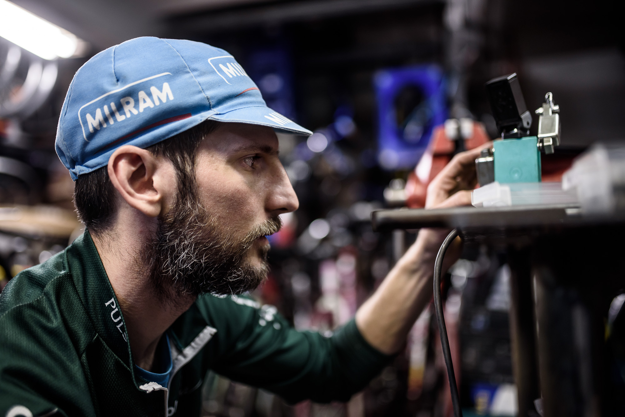 Elképesztő szobrokat készít biciklis kacatokból a veterán szervizes Elképesztő szobrokat készít biciklis kacatokból a veterán szervizes