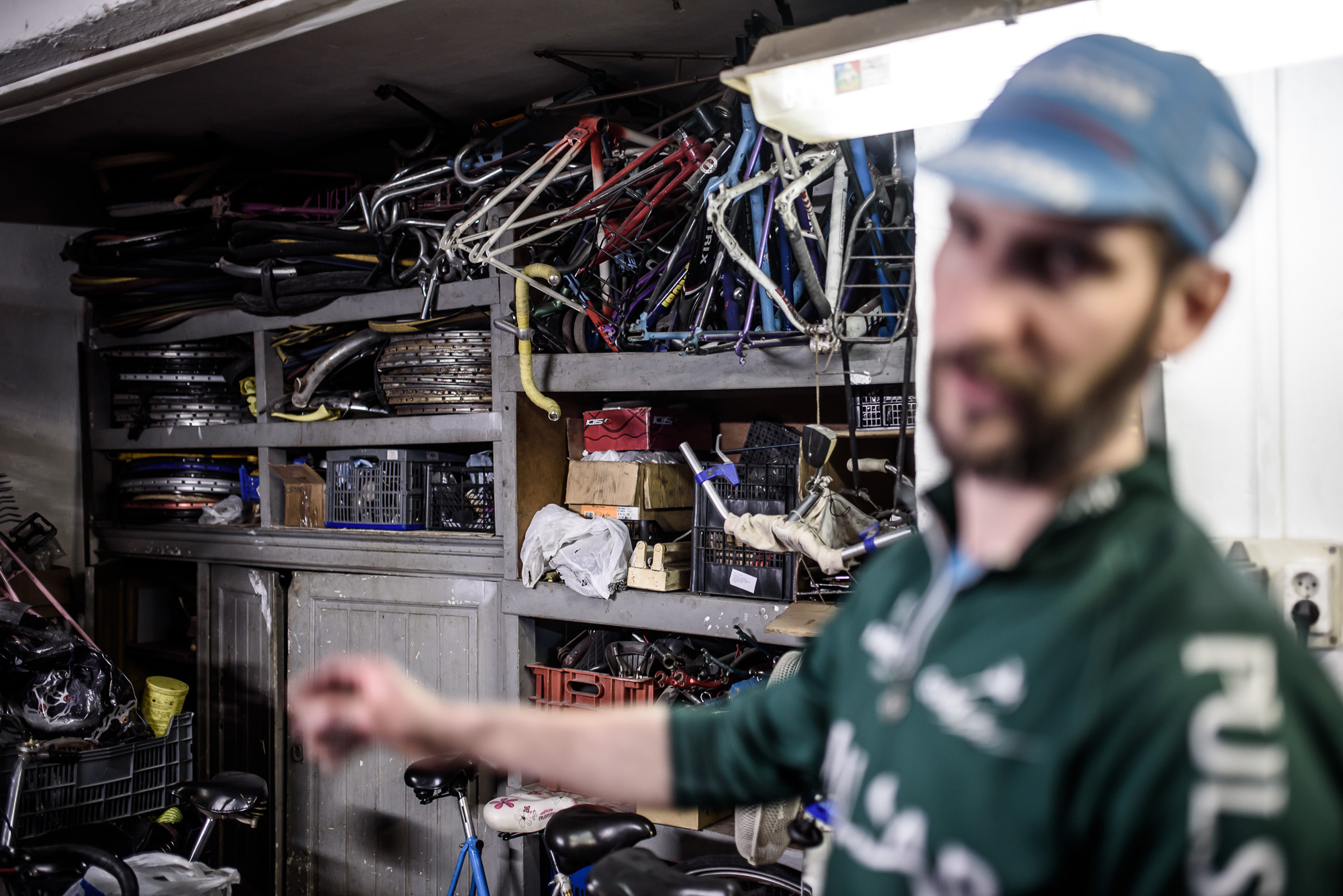 Elképesztő szobrokat készít biciklis kacatokból a veterán szervizes Elképesztő szobrokat készít biciklis kacatokból a veterán szervizes