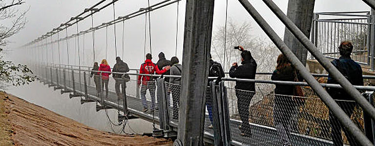 A világ leghosszabb gyalogos függőkábelhídját adták át Németországban