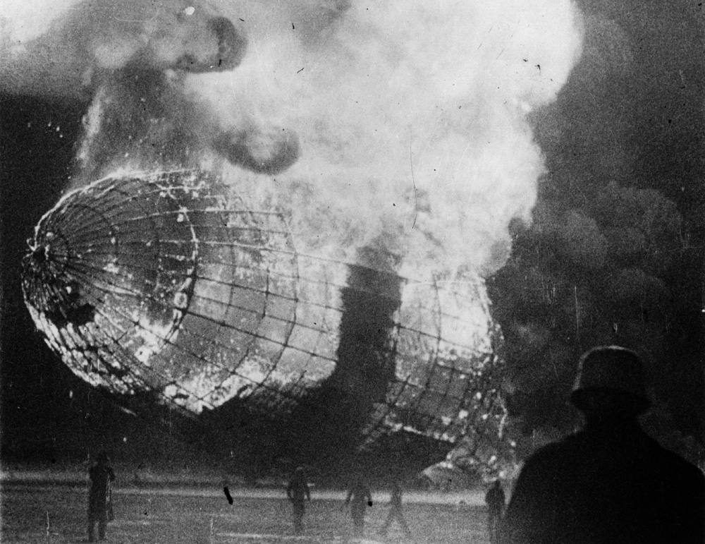 Ritkán látott fotók a 80 éve történt Hindenburg-léghajó katasztrófáról Ritkán látott fotók a 80 éve történt Hindenburg-léghajó katasztrófáról