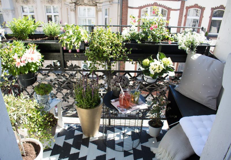 9 gyönyörűen berendezett apró erkély, amiből inspirációt meríthetsz