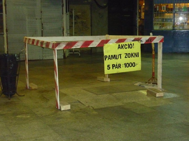 Kortárs street art installáció