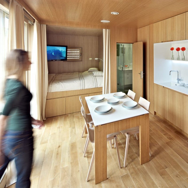 Szupermenő miniház a modern design szerelmeseinek