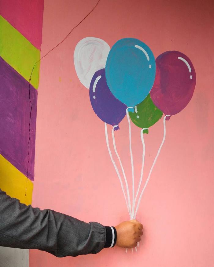 Szivárványba borult egy indonéz falu