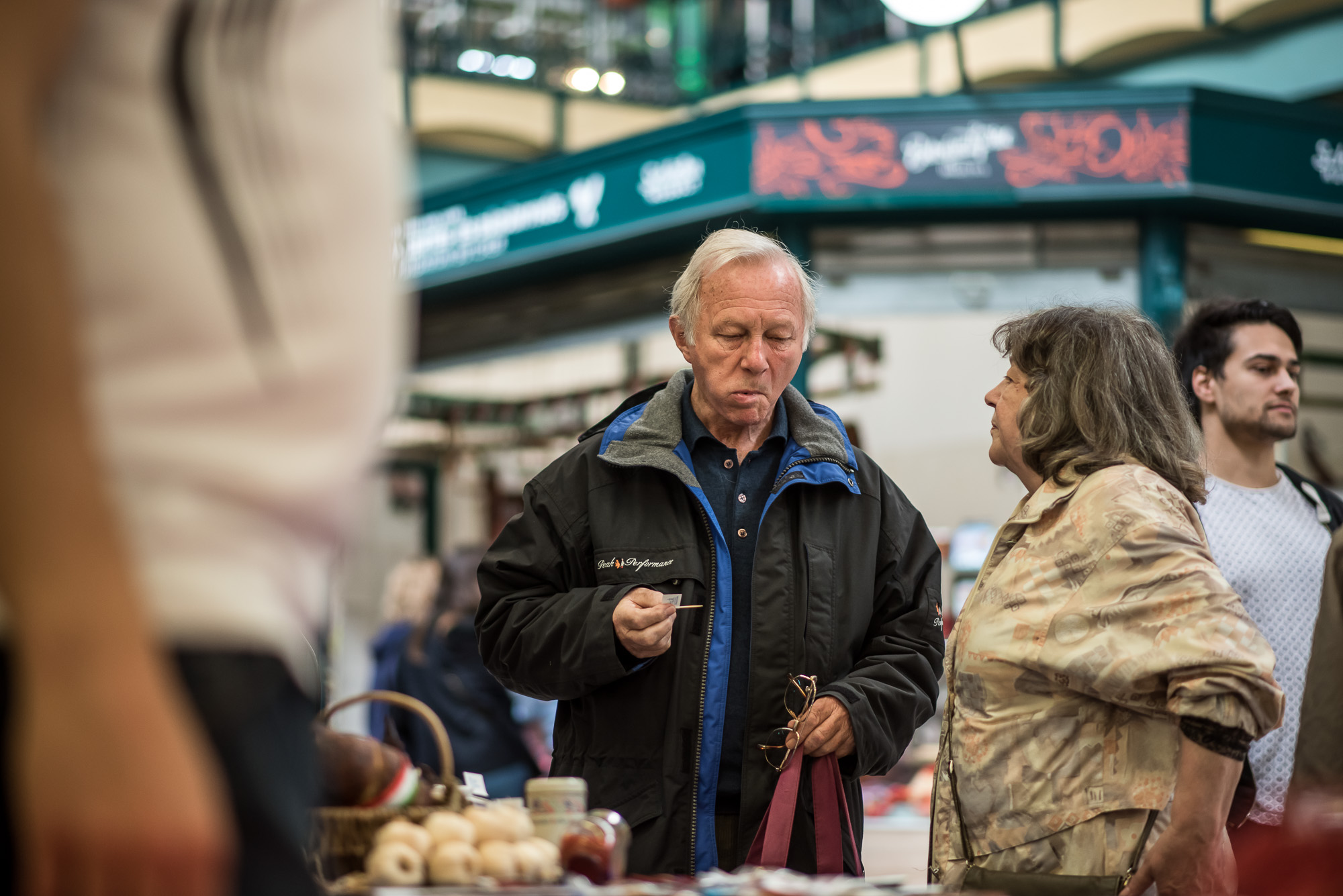 Csukd be a szemed és hagyd, hogy történjen: 15 fotó a kolbász erejéről Csukd be a szemed és hagyd, hogy történjen: 15 fotó a kolbász erejéről