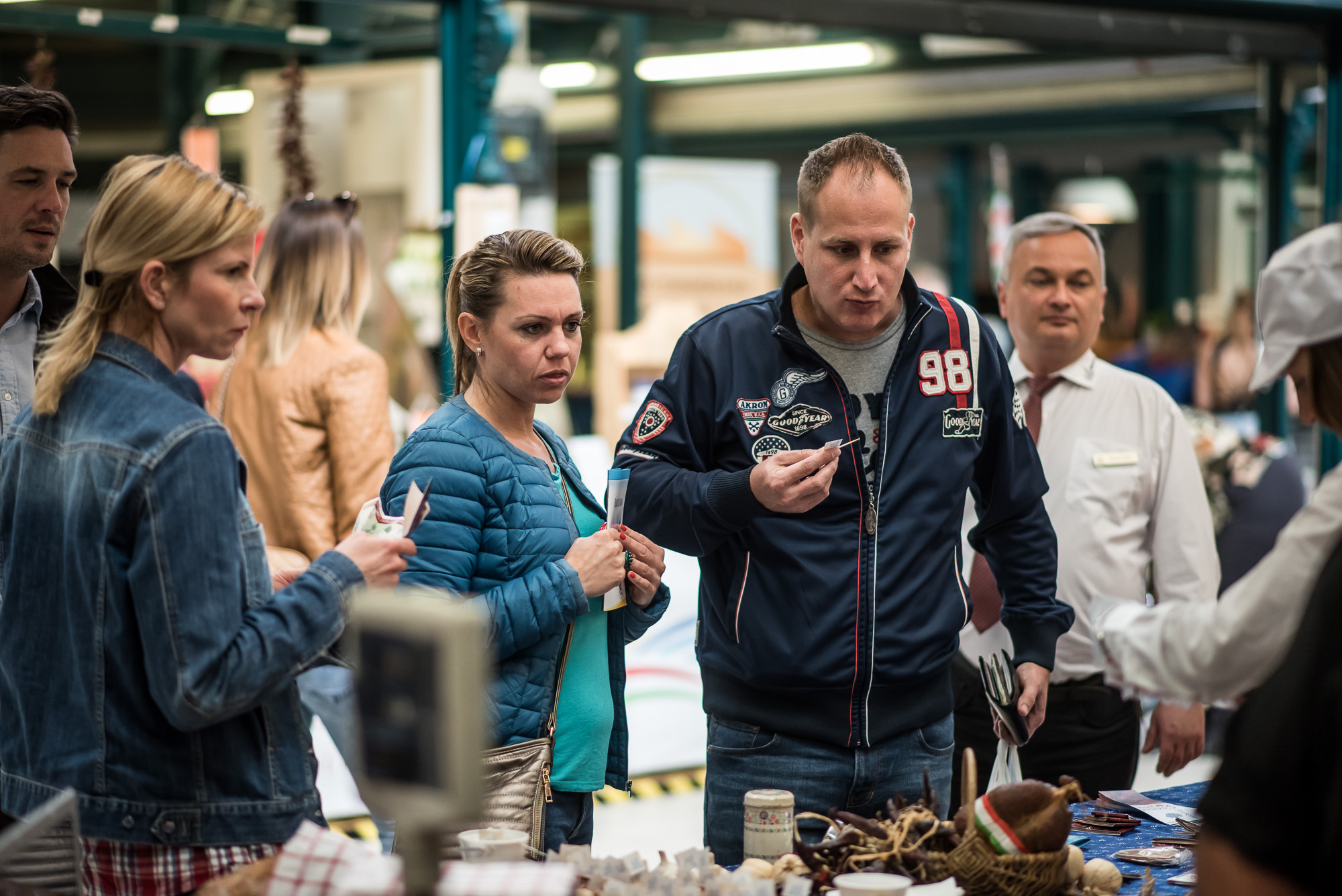 Csukd be a szemed és hagyd, hogy történjen: 15 fotó a kolbász erejéről Csukd be a szemed és hagyd, hogy történjen: 15 fotó a kolbász erejéről