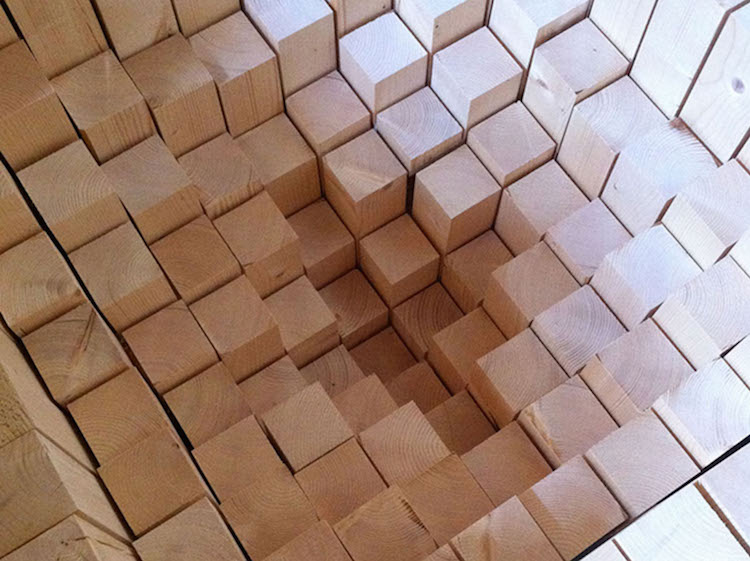 Elképesztő optikai illúzió: végtelen szakadék a padlóban