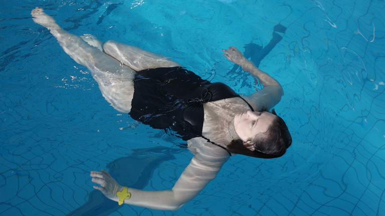 Döbbenet! Kulcsfigura távozik az NLCafétól!