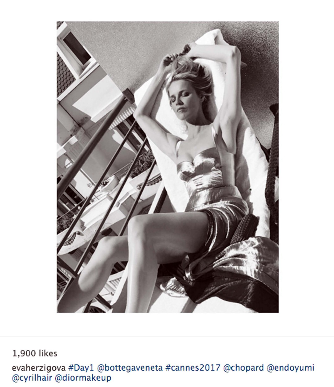 Cannes 2017: A 47 éves Uma Thurman szétalázta a pucérkodó ifjakat