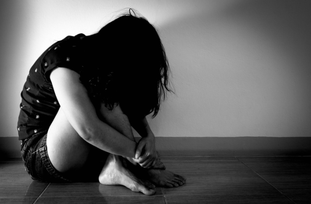 Prostitúcióra vették rá a fiatalkorú lányt, a pénzt felélték