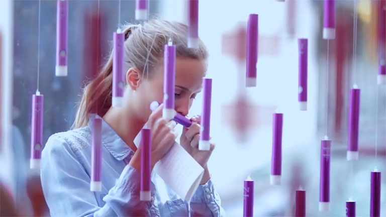 Az illatoknak köszönhetően azonnal erős érzelmi kapocs jön létre (Fotó: Thalys)