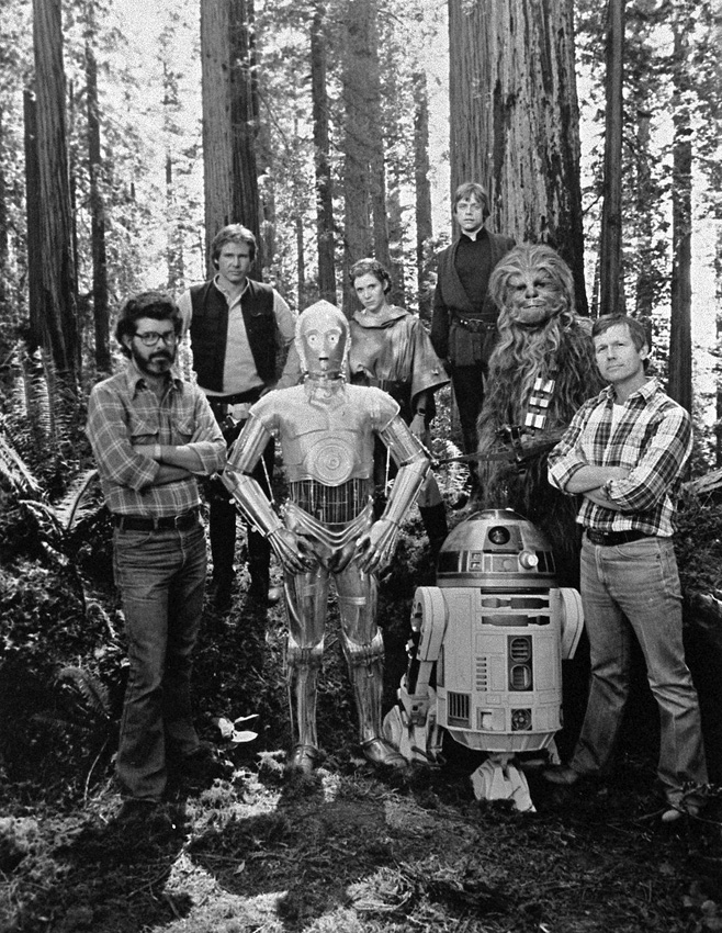 40 éve mutatták be az első Csillagok háborúja filmet - ritkán látott képek a forgatásról