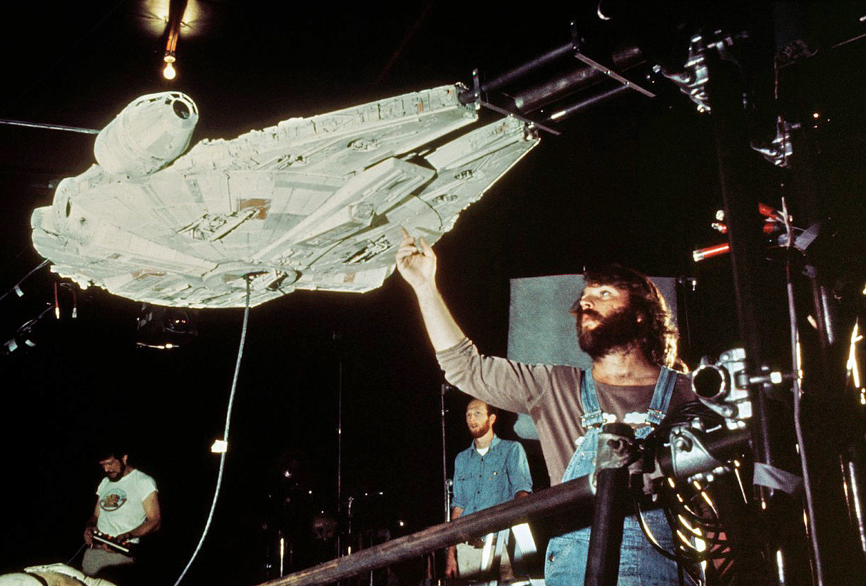 40 éve mutatták be az első Csillagok háborúja filmet - ritkán látott képek a forgatásról