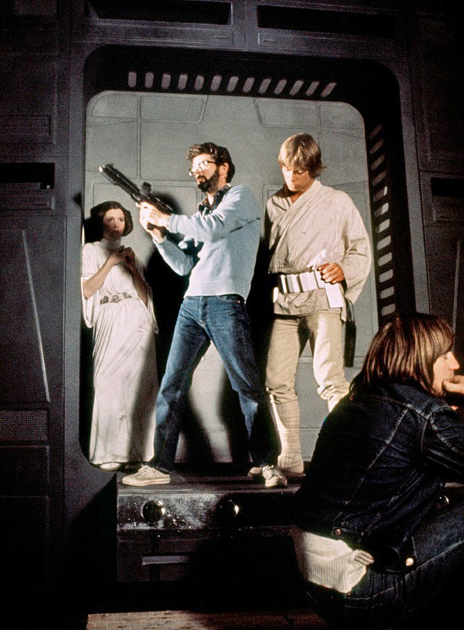 40 éve mutatták be az első Csillagok háborúja filmet - ritkán látott képek a forgatásról