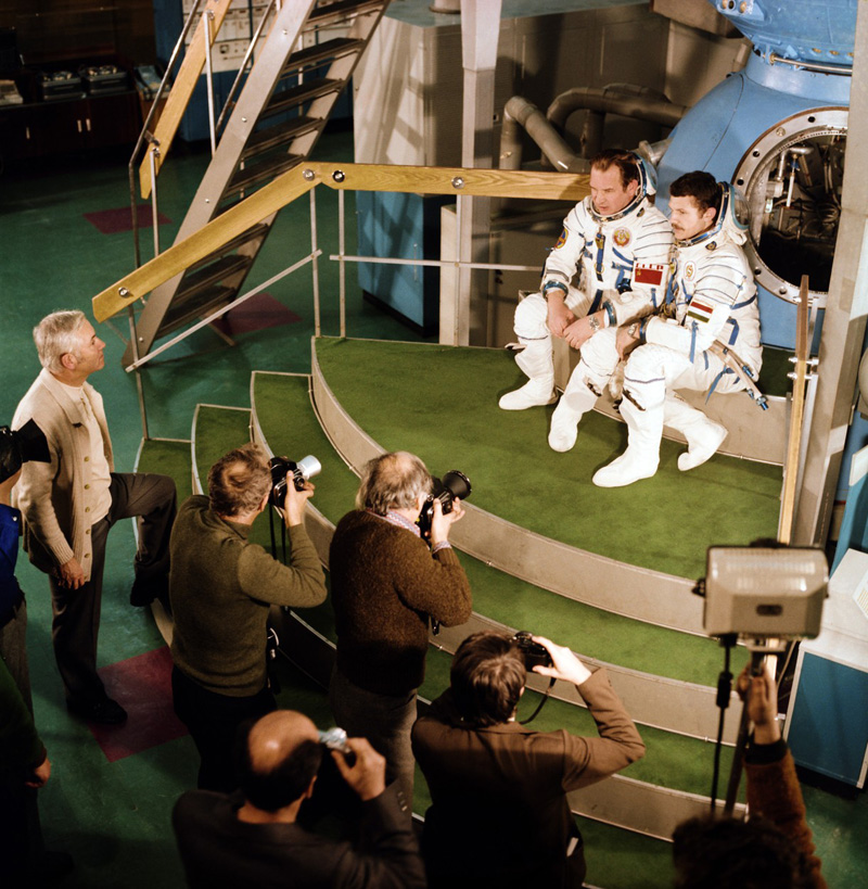 37 éve hódította meg a világűrt Farkas Berci, az első magyar űrhajós - fotók