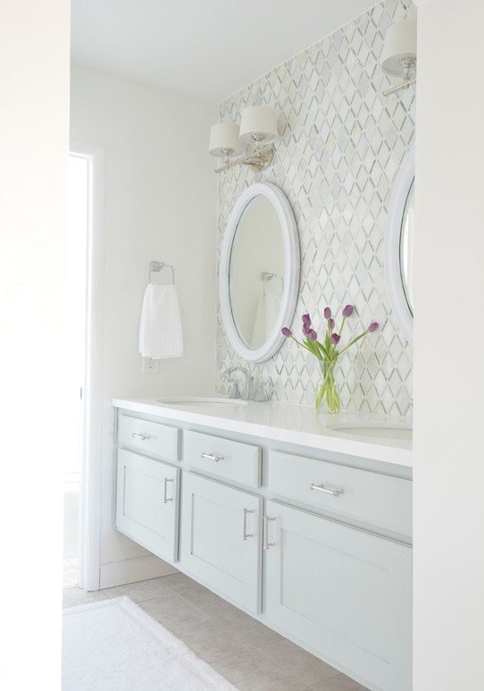 8 DIY-trükk, amivel egy hétvége alatt feldobhatod a fürdőszobát