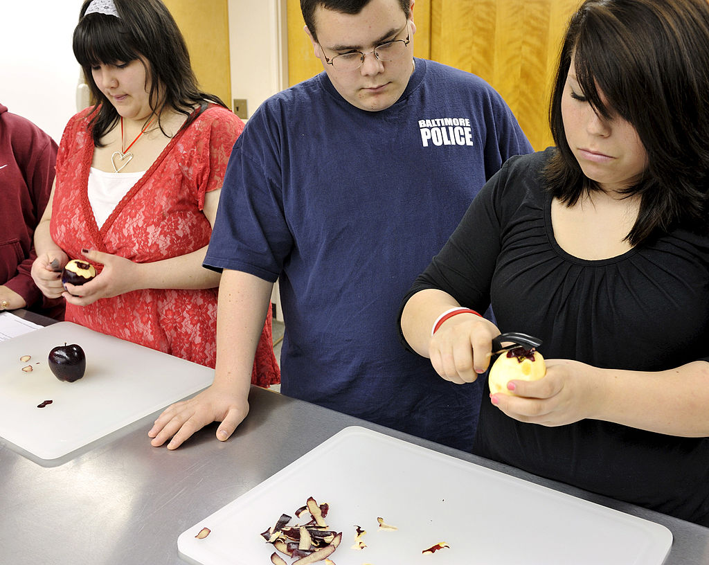 Iskolai táborokban fogynak a túlsúlyos tinédzserek