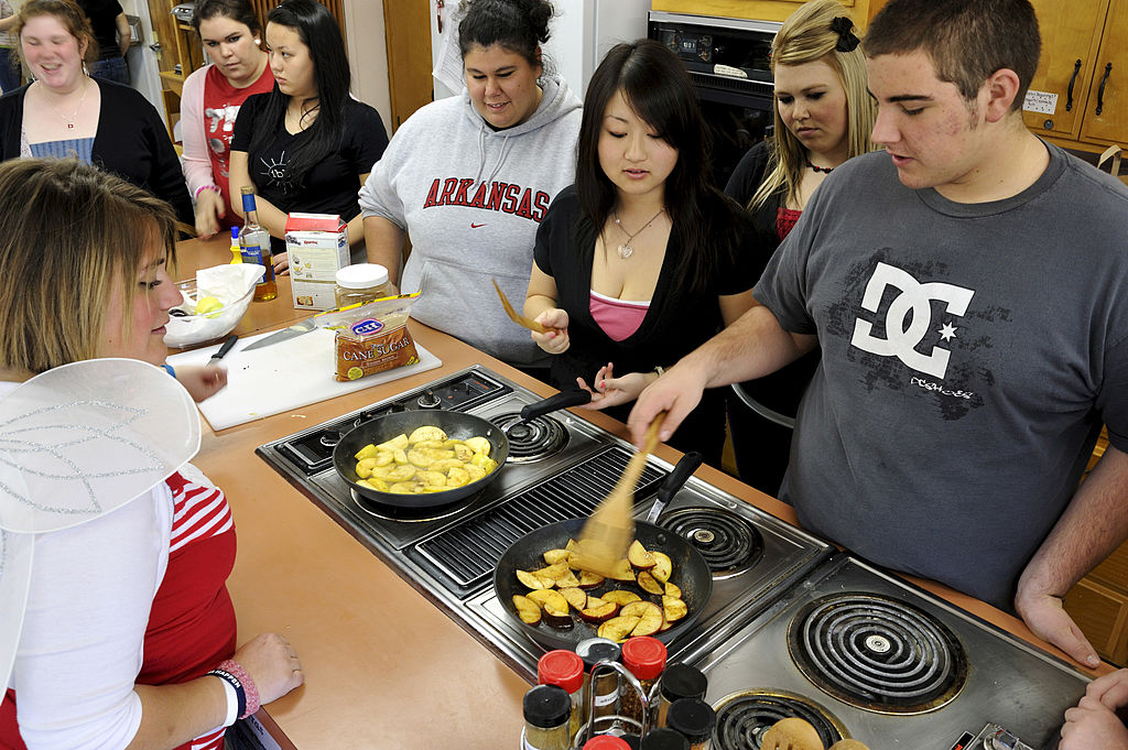 Iskolai táborokban fogynak a túlsúlyos tinédzserek