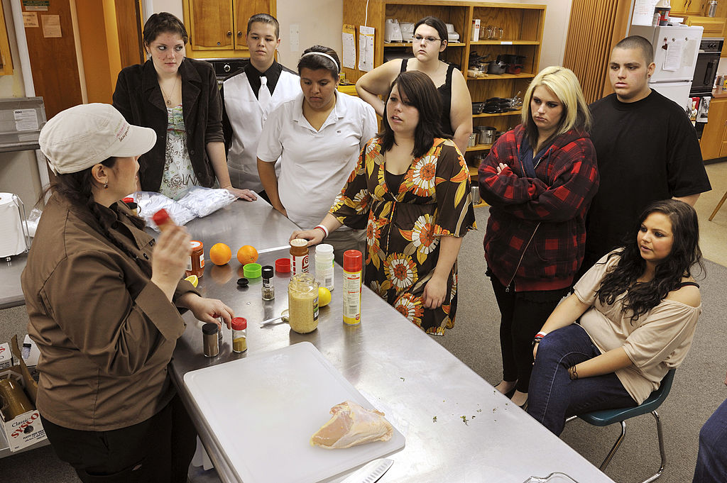 Iskolai táborokban fogynak a túlsúlyos tinédzserek