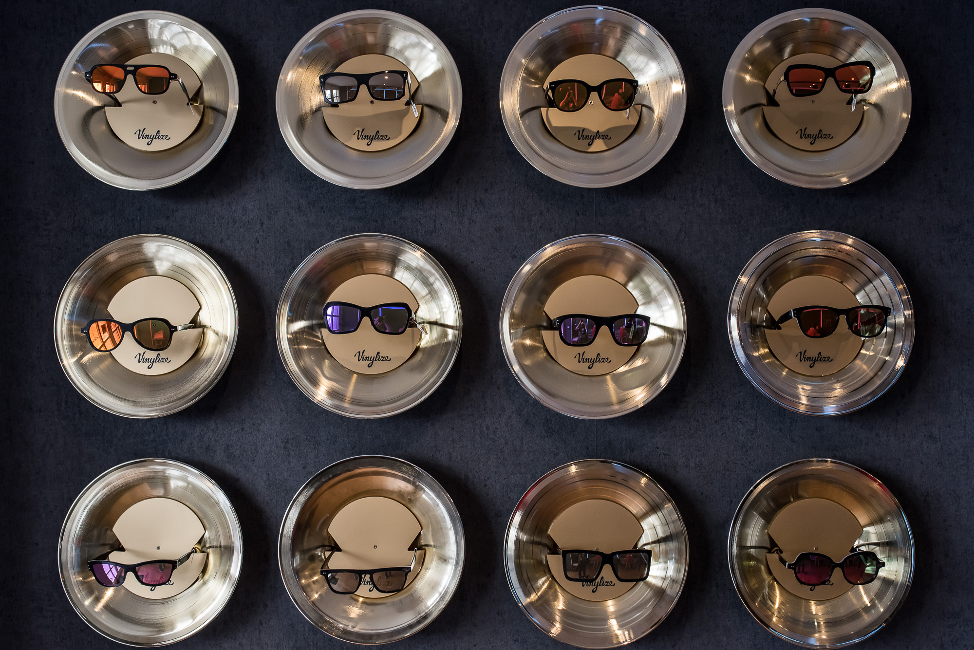 Így készülnek Budapesten a világ legmenőbb napszemüvegjei