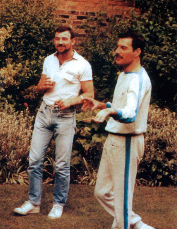 Bensőséges képek kerültek elő a szerelmes Freddie Mercury-ról