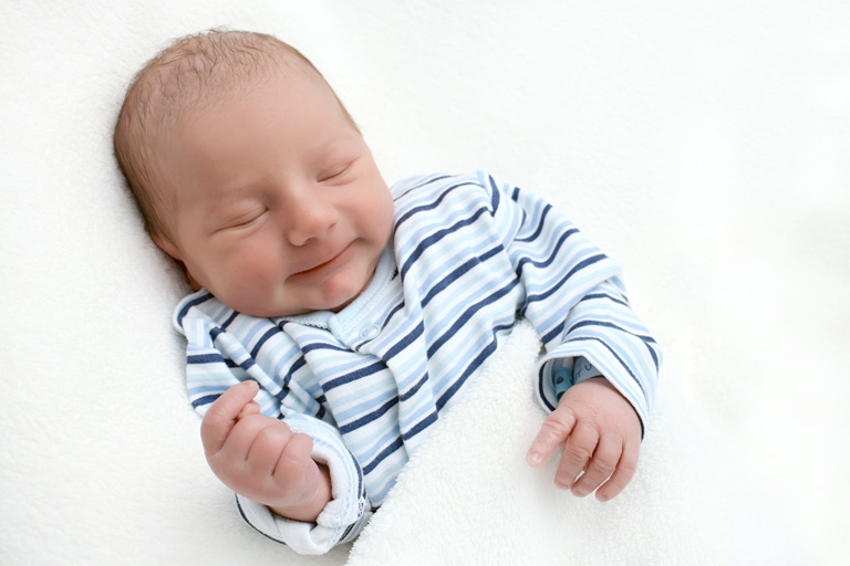 Anyunapló – egy könnyekben gazdag első nap otthon az újszülött kisfiammal