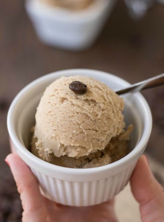 Házi kávés fagyi, amivel a laktózérzékenyek is hűsölhetnek Házi kávés fagyi, amivel a laktózérzékenyek is hűsölhetnek