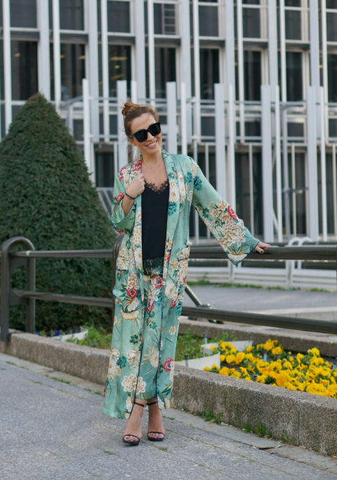 Így viseld a nyár egyik legdivatosabb darabját, a kimonót! Így viseld a nyár egyik legdivatosabb darabját, a kimonót!