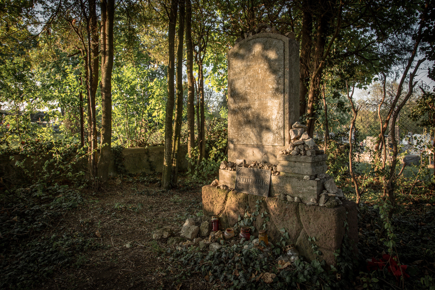 Ezeréves vízimalom, szív alakú sírkövek: a Balaton-felvidék rejtett kincsei