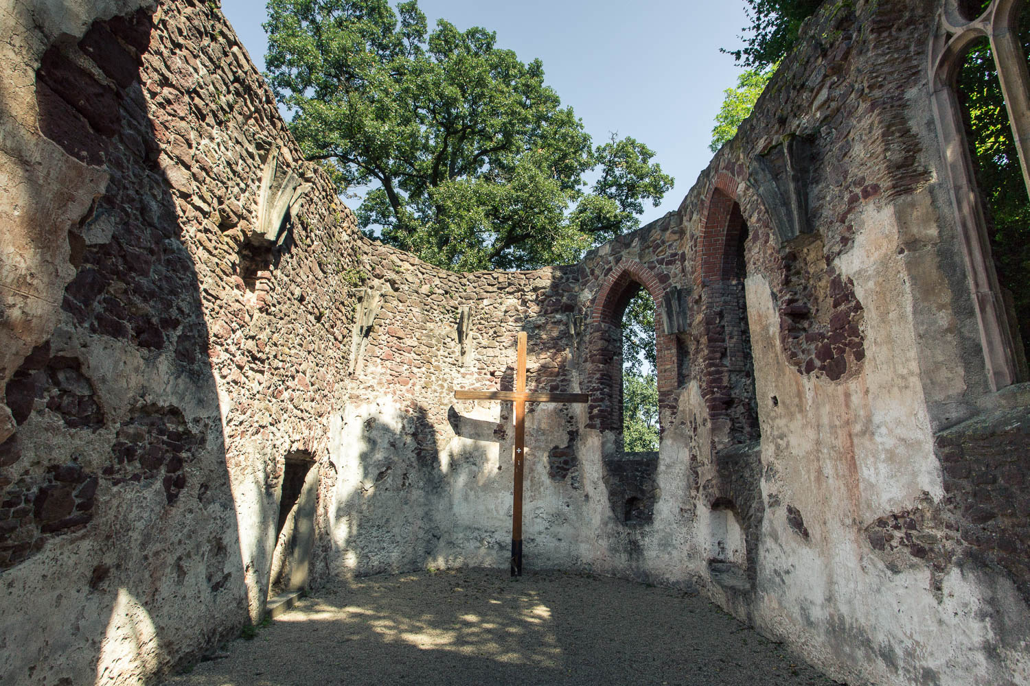 Ezeréves vízimalom, szív alakú sírkövek: a Balaton-felvidék rejtett kincsei